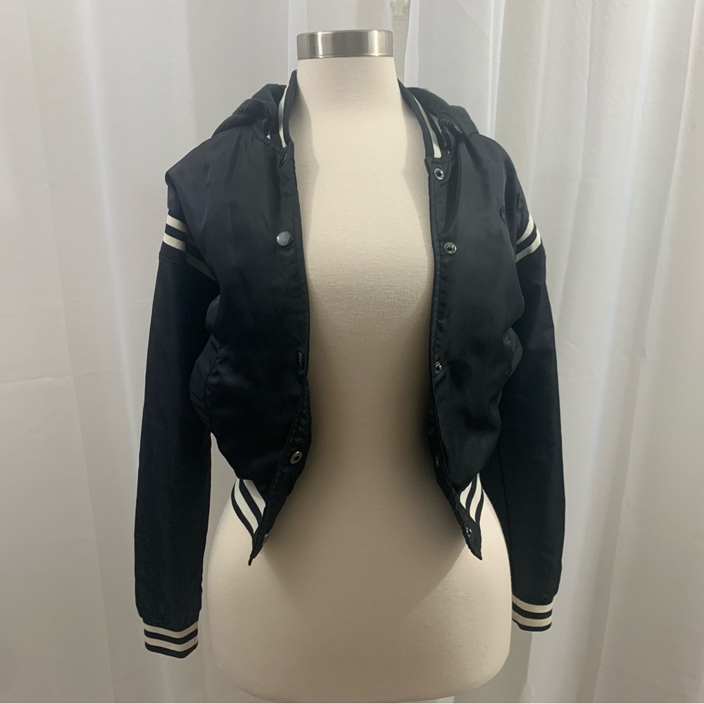 Champion Black cropped Water resistant Hoodie Jacket